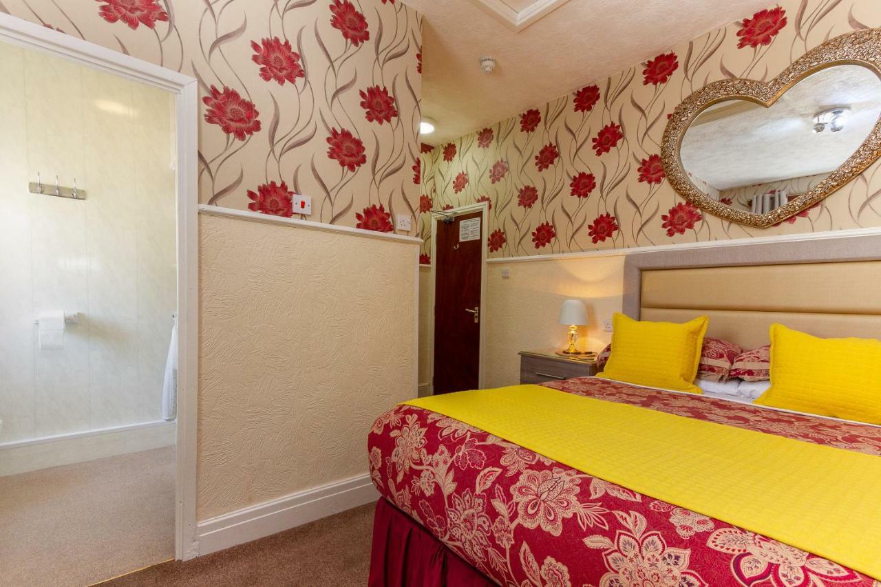 Valentine Lodge Over 21 Adult Couples Only Blackpool Exterior foto
